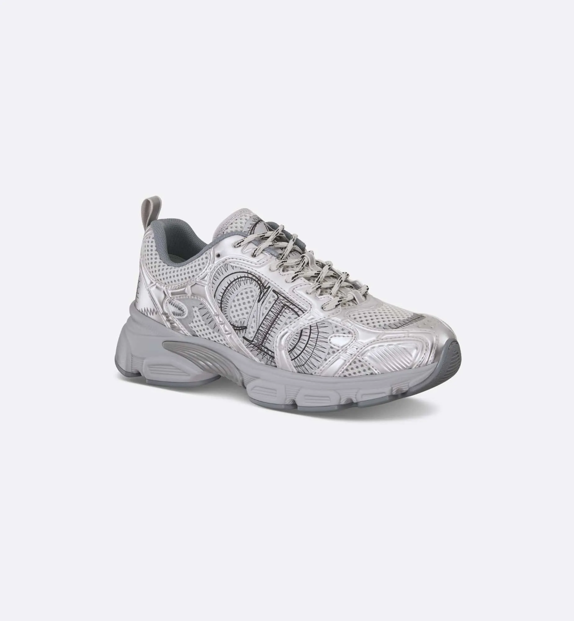 👟👟Ex-factory price 560👟👟 Dior Casual Sports Shoes Dad Shoes This new Dior Chrono sports shoe autumn ready-to-wear series reinterprets running shoes with Dior's high-end style. White and black mesh fabric with leather-effect panels, CD logo on the sides, star patch on the tongue and Dior logo on the heel, many details highlight the style. Using two-color laces, lightweight soles with star decoration, it can create a casual look all year round ▪️Size: 35-40
